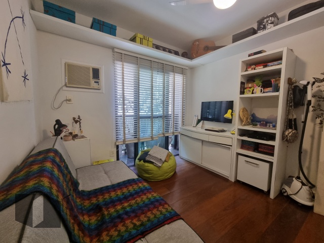 Apartamento à venda com 4 quartos, 205m² - Foto 27