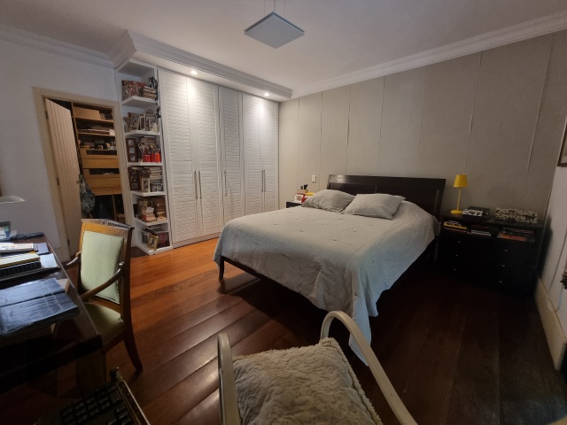 Apartamento à venda com 4 quartos, 205m² - Foto 34