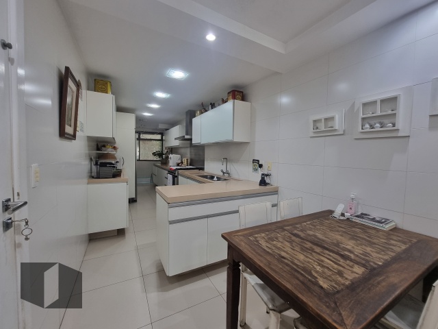 Apartamento à venda com 4 quartos, 205m² - Foto 39