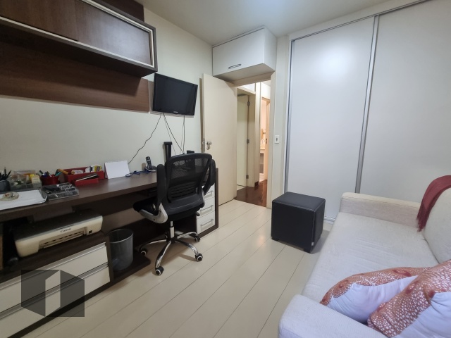 Apartamento à venda com 4 quartos, 139m² - Foto 20