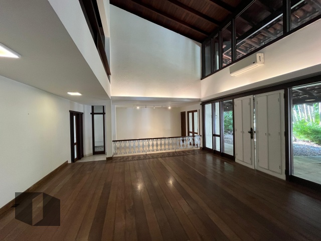 Casa de Condomínio à venda com 5 quartos, 781m² - Foto 5