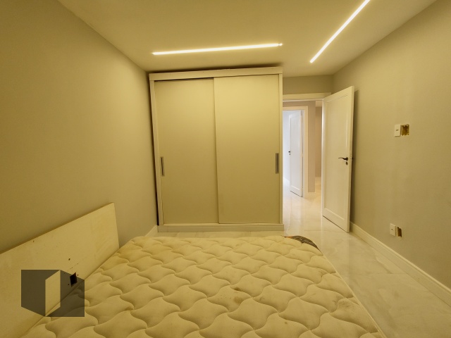 Apartamento à venda com 3 quartos, 116m² - Foto 17