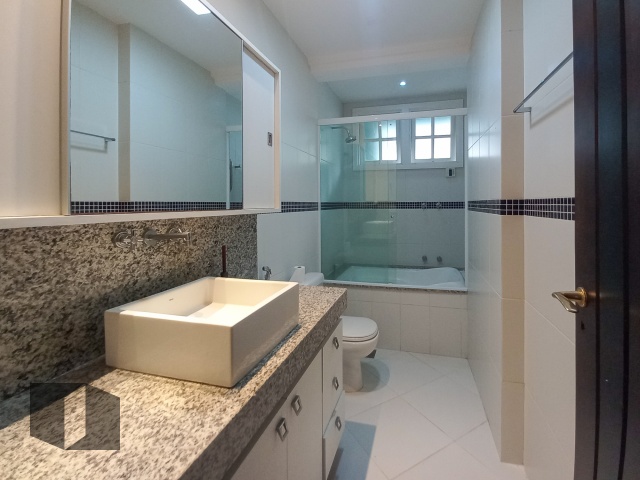 Casa de Condomínio à venda com 5 quartos, 556m² - Foto 23