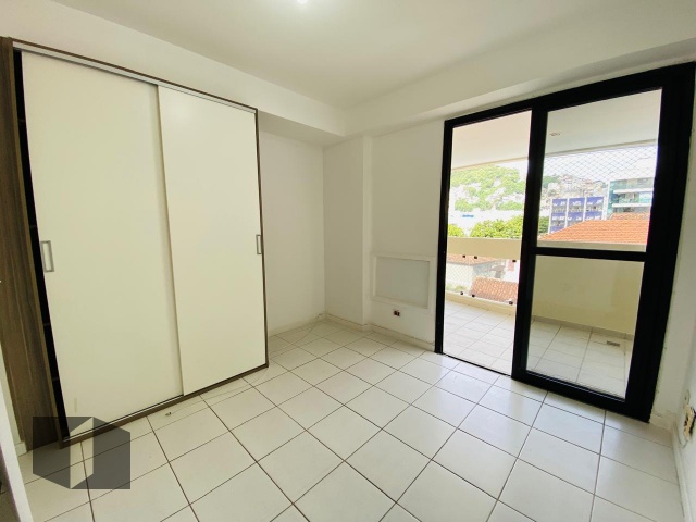 Apartamento à venda com 3 quartos, 113m² - Foto 11