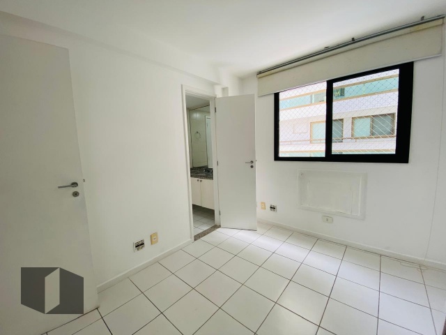 Apartamento à venda com 3 quartos, 113m² - Foto 18