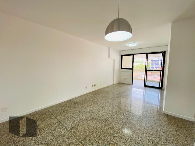 Apartamento à venda com 3 quartos, 113m² - Foto 4