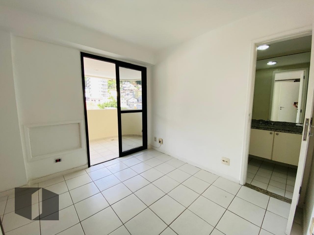 Apartamento à venda com 3 quartos, 113m² - Foto 10