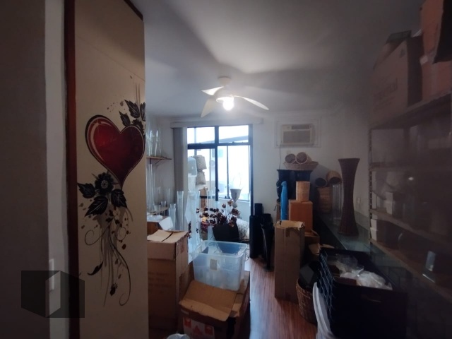 Apartamento à venda com 4 quartos, 195m² - Foto 12