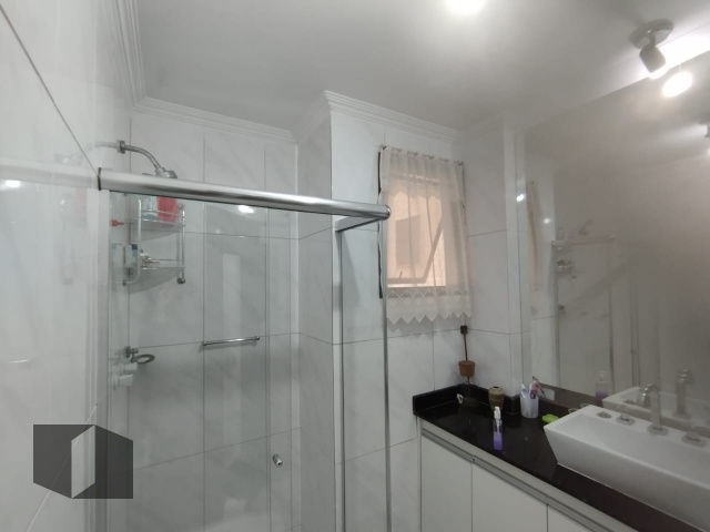 Apartamento à venda com 4 quartos, 195m² - Foto 10