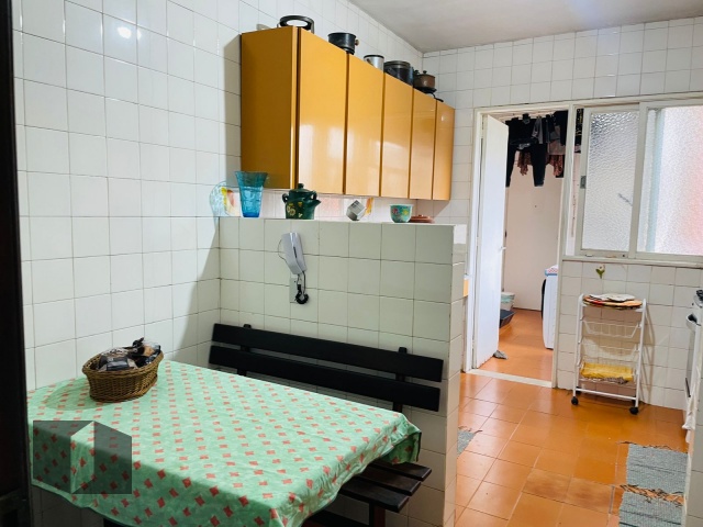 Apartamento à venda com 3 quartos, 135m² - Foto 25