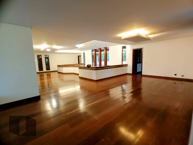 Casa para alugar com 5 quartos, 2502m² - Foto 17