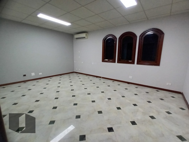 Casa para alugar com 5 quartos, 2502m² - Foto 36