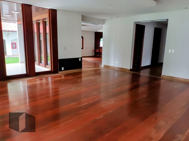 Casa para alugar com 5 quartos, 2502m² - Foto 10