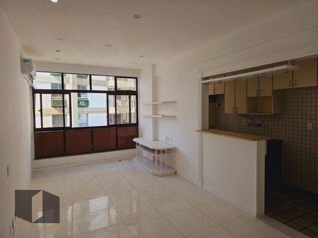 Apartamento à venda com 2 quartos, 91m² - Foto 4