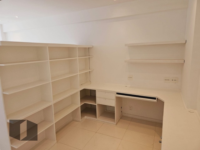 Apartamento à venda com 2 quartos, 91m² - Foto 11