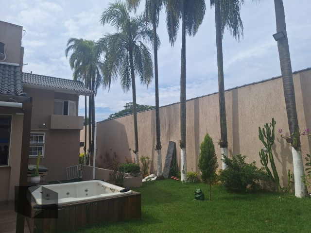 Casa de Condomínio à venda com 5 quartos, 716m² - Foto 3