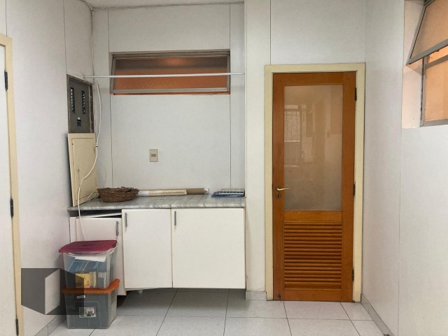 Apartamento à venda com 3 quartos, 197m² - Foto 41