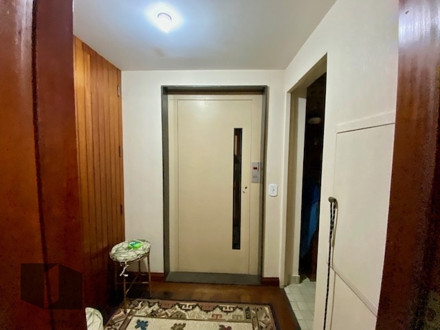 Apartamento à venda com 4 quartos, 250m² - Foto 16