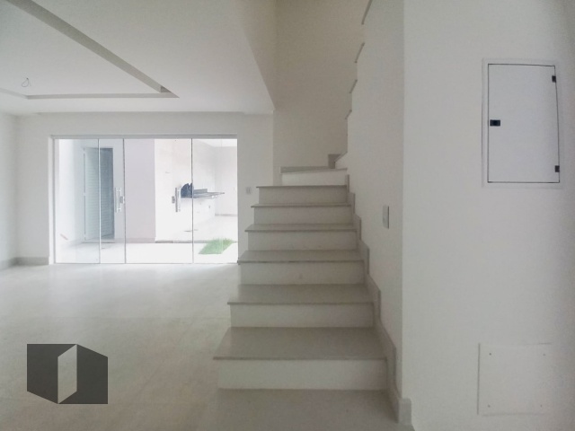 Casa à venda com 4 quartos, 212m² - Foto 13