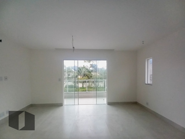 Casa à venda com 4 quartos, 212m² - Foto 15