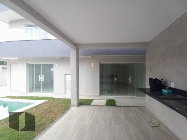 Casa à venda com 4 quartos, 212m² - Foto 28