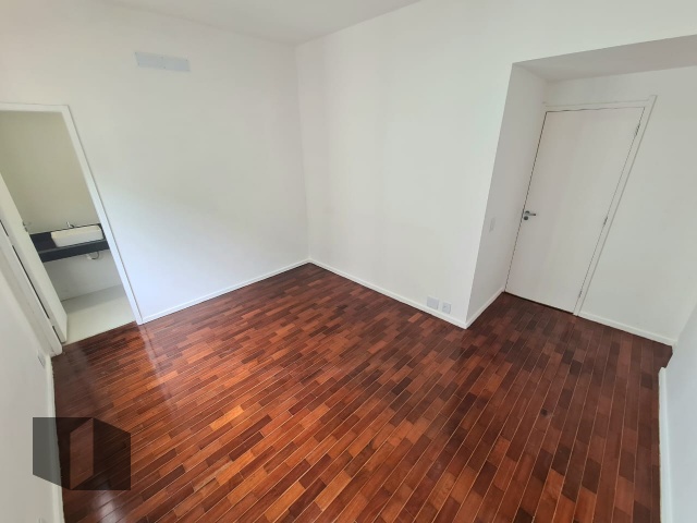 Apartamento à venda com 3 quartos, 100m² - Foto 18