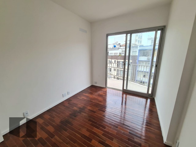 Apartamento à venda com 3 quartos, 100m² - Foto 13