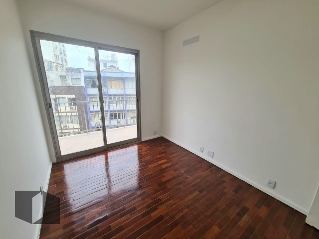 Apartamento à venda com 3 quartos, 100m² - Foto 9