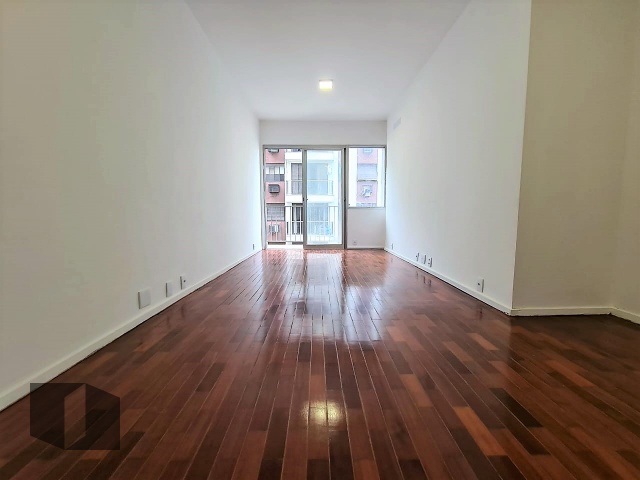 Apartamento à venda com 3 quartos, 100m² - Foto 3