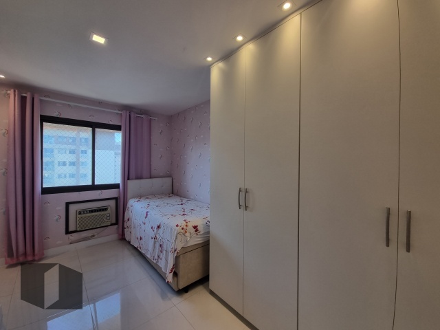 Apartamento à venda com 3 quartos, 110m² - Foto 11