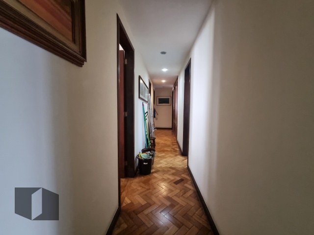 Apartamento à venda com 4 quartos, 201m² - Foto 6