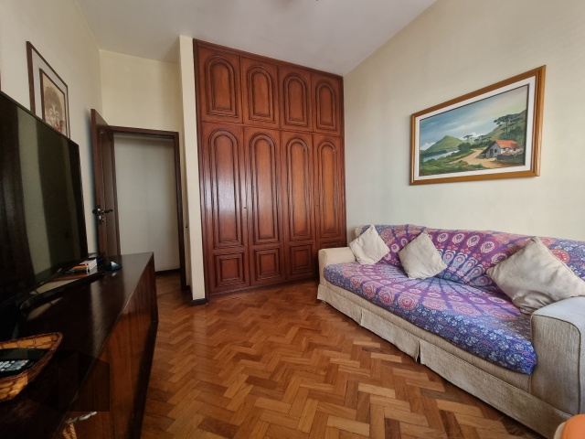 Apartamento à venda com 4 quartos, 201m² - Foto 8