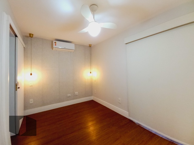 Casa à venda com 3 quartos, 200m² - Foto 19