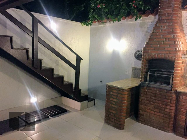 Casa à venda com 3 quartos, 200m² - Foto 25