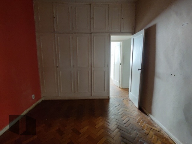 Apartamento à venda com 3 quartos, 110m² - Foto 18