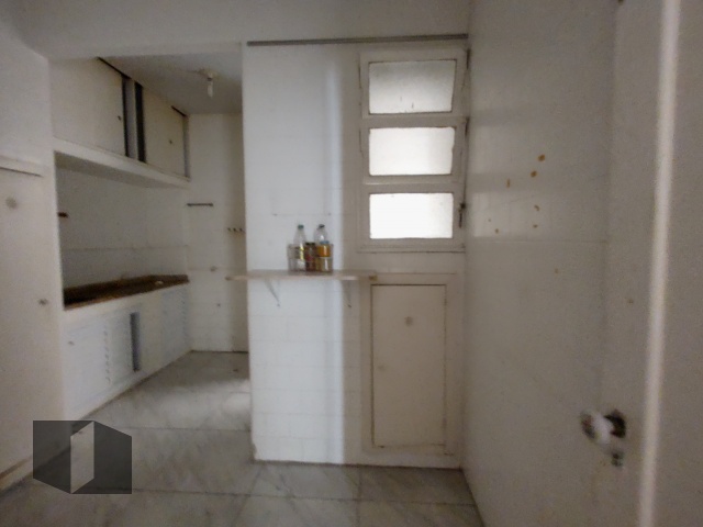 Apartamento à venda com 3 quartos, 110m² - Foto 19