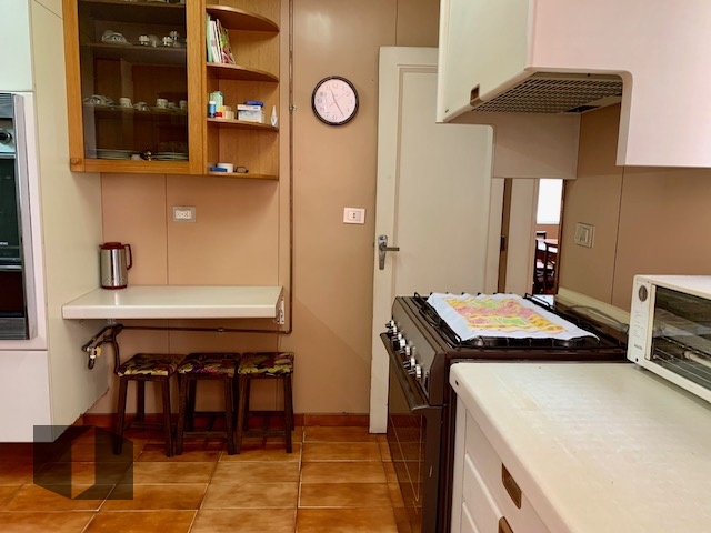 Apartamento à venda com 3 quartos, 271m² - Foto 23