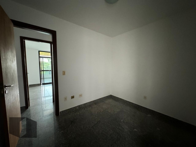 Apartamento à venda com 3 quartos, 116m² - Foto 8