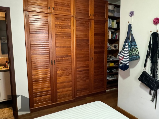 Casa de Condomínio à venda com 4 quartos, 421m² - Foto 14