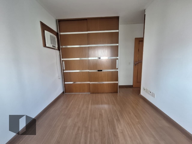 Apartamento à venda com 4 quartos, 160m² - Foto 21