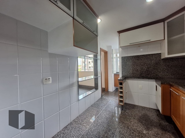 Apartamento à venda com 4 quartos, 160m² - Foto 26