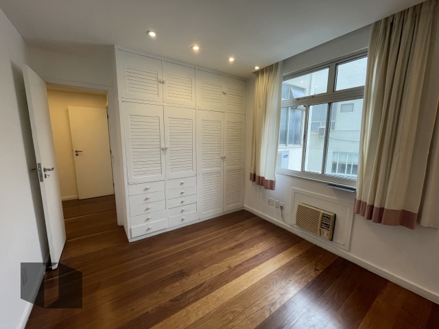 Apartamento à venda com 3 quartos, 125m² - Foto 14