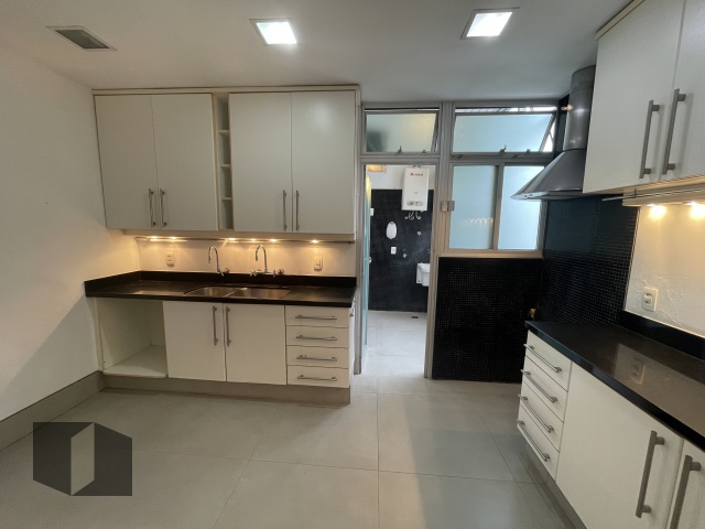 Apartamento à venda com 3 quartos, 125m² - Foto 17