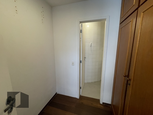 Apartamento à venda com 3 quartos, 125m² - Foto 19