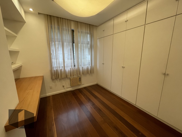 Apartamento à venda com 3 quartos, 125m² - Foto 8