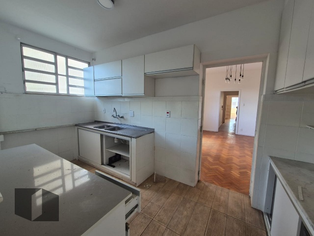 Apartamento para alugar com 4 quartos, 218m² - Foto 46