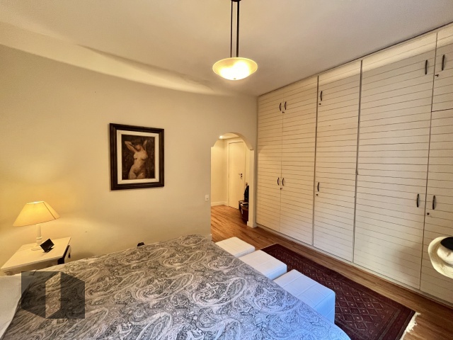 Apartamento para alugar com 4 quartos, 201m² - Foto 12