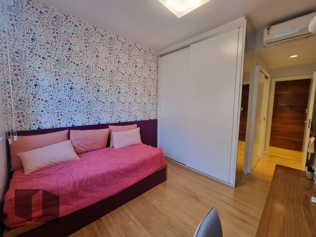 Apartamento à venda com 4 quartos, 225m² - Foto 28