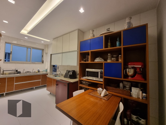 Apartamento à venda com 4 quartos, 225m² - Foto 38