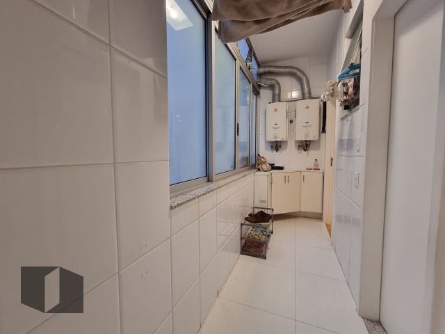 Apartamento à venda com 4 quartos, 225m² - Foto 44